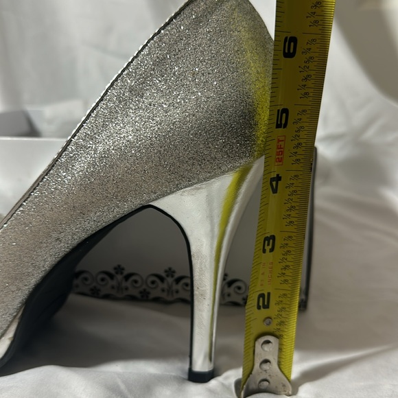 Rampage Dressy Gracee High Heel Peep Toe Size 81/2M with box - Picture 10 of 10